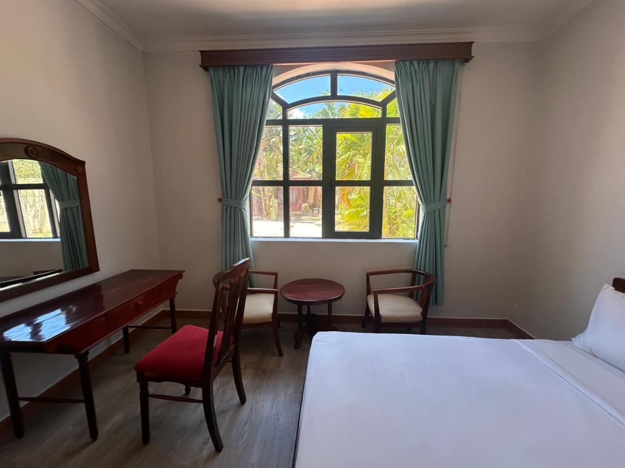 Ngoc Thu Hotel Soc Trang Esterno foto