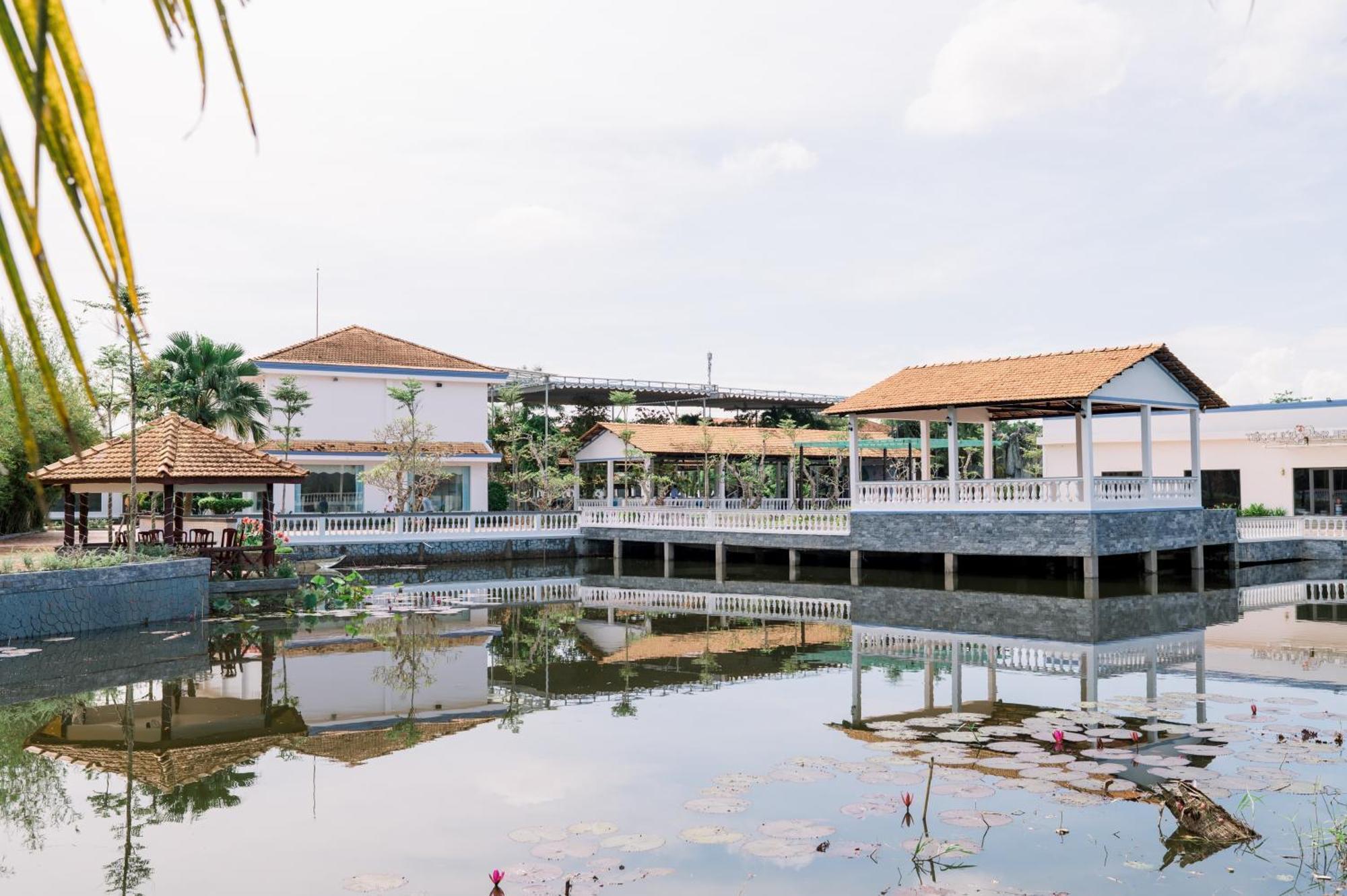 Ngoc Thu Hotel Soc Trang Esterno foto
