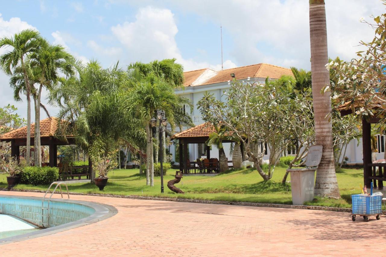 Ngoc Thu Hotel Soc Trang Esterno foto