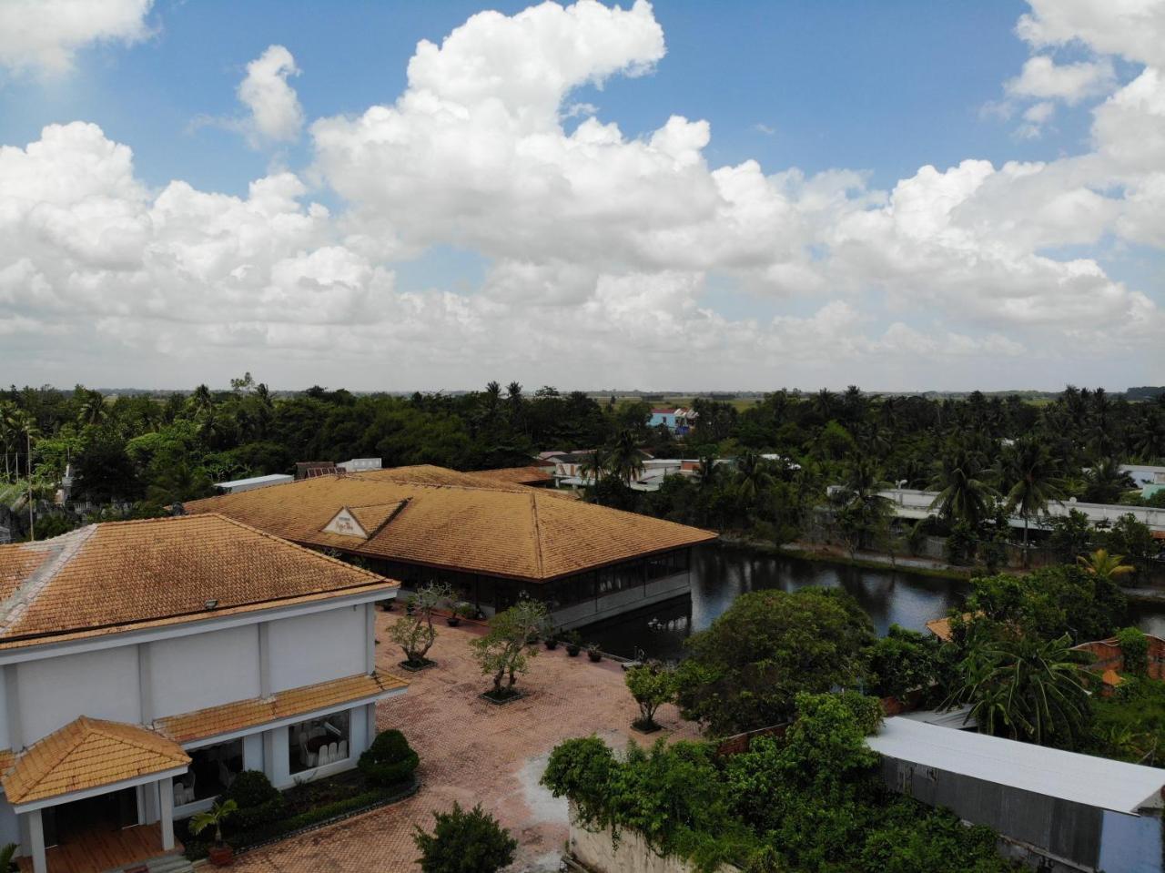 Ngoc Thu Hotel Soc Trang Esterno foto